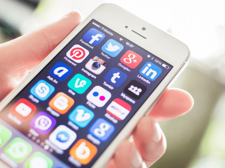 social media apps for working online