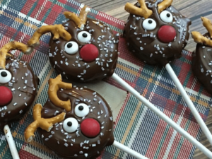 holiday oreo pops baked goods for craft fair