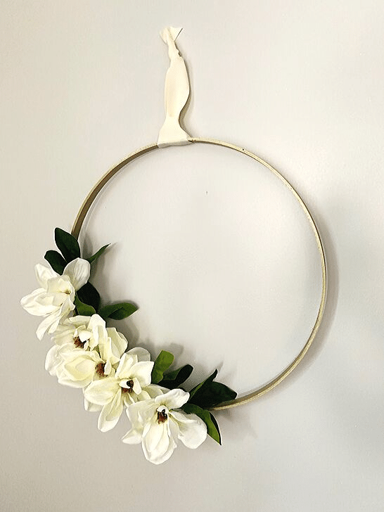easy embroidery hoop wreath