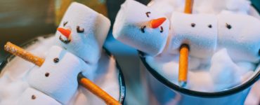 marshmallow snowmen are cute christmas candy crafts to sell