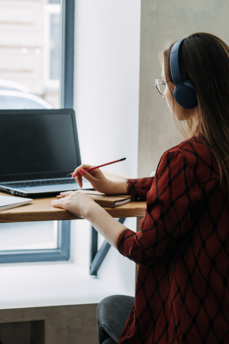 15 Side Hustles Sorted by Time You Actually Have