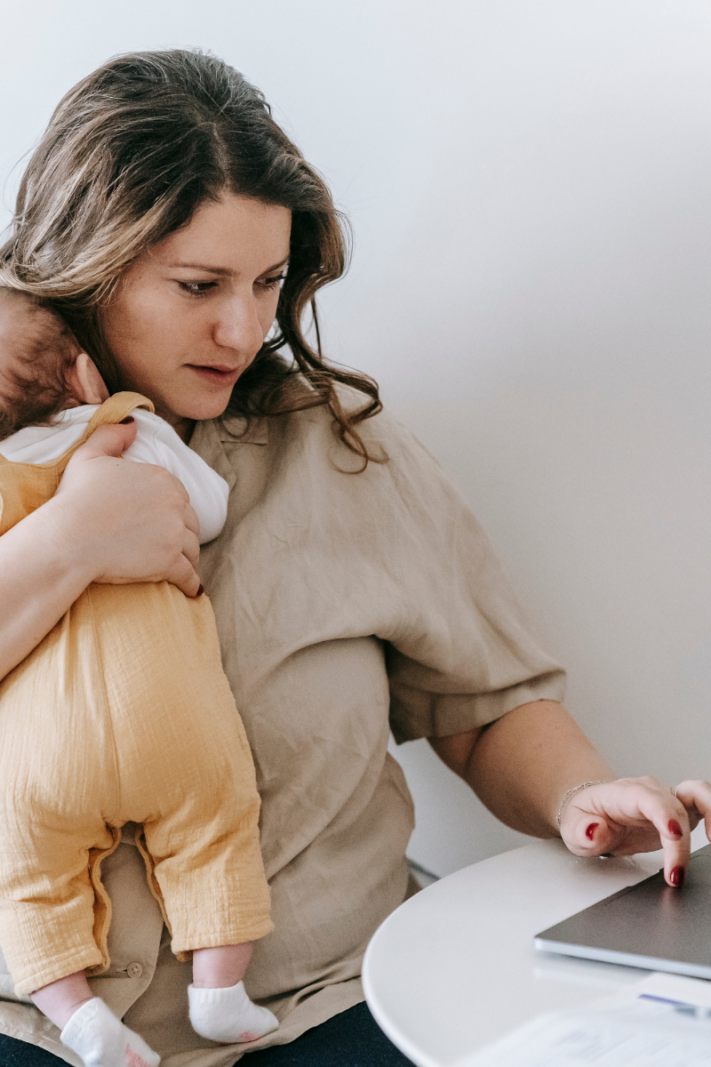 5 Legit High-Paying Side Hustles You Can Do While Kids Nap