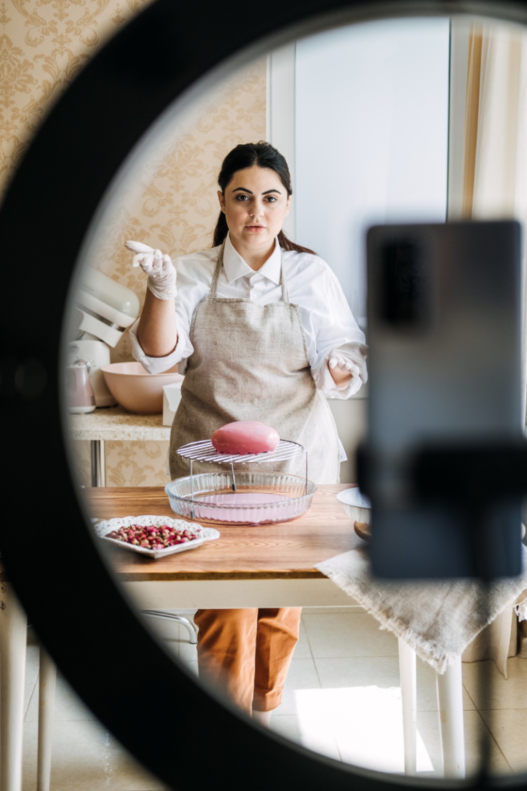 Digital Side Hustles Perfect for Weekend Family Schedules