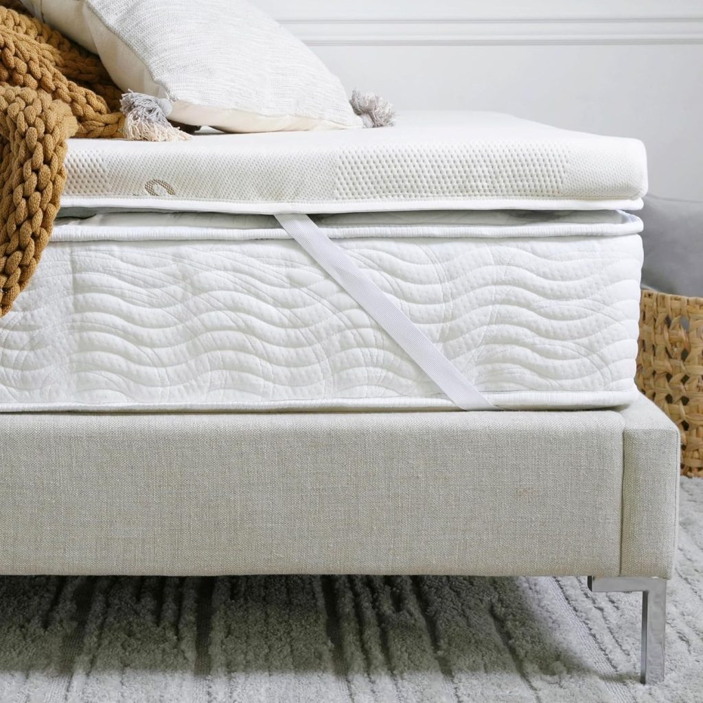 Saatva Graphite Mattress Topper